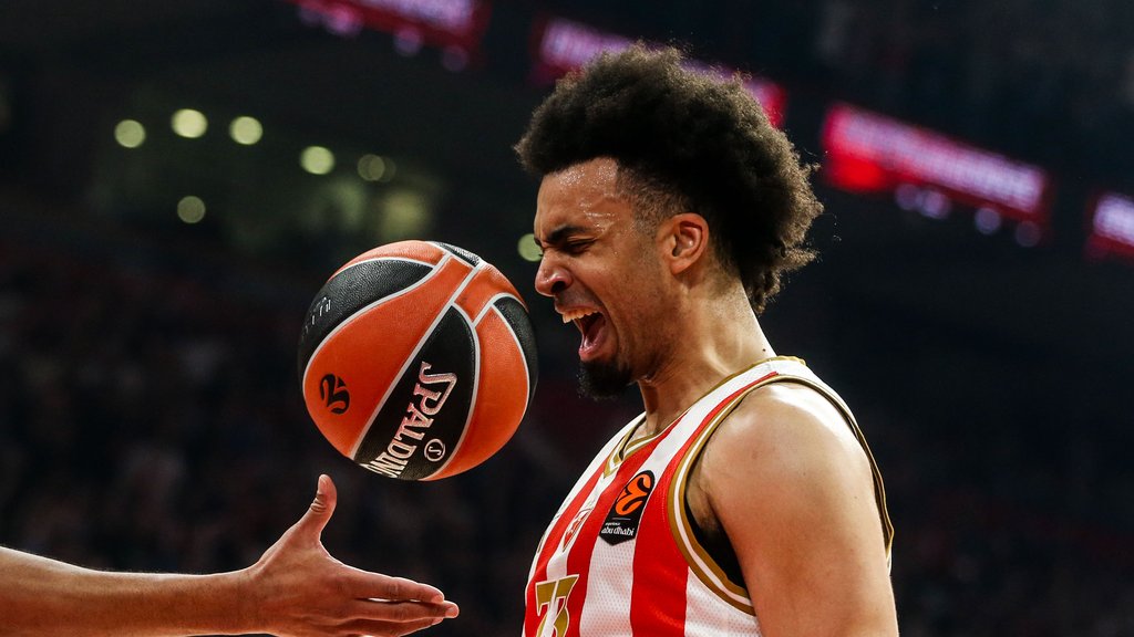 Crvena zvezda poražena od Hapoela 80:81 u drugom kolu Evrolige – napad u Beogradu