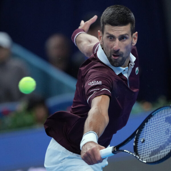 Novak Đoković protiv Bu Junčaoketea u osmini finala turnira u Pekingu sutra od 15 časova