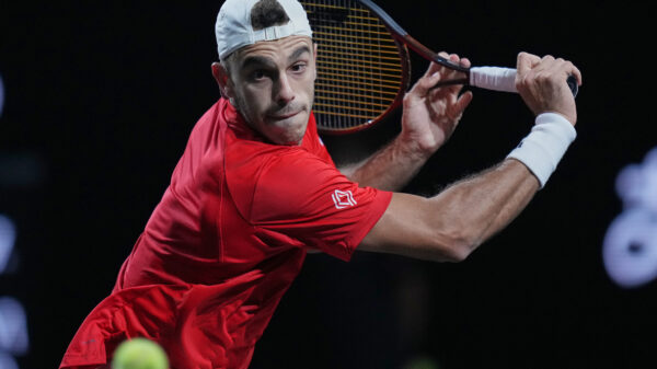 Fransisko Serundolo slavio protiv Jakuba Menšika 6:3, 6:3 za četvrtfinale ATP Pekinga