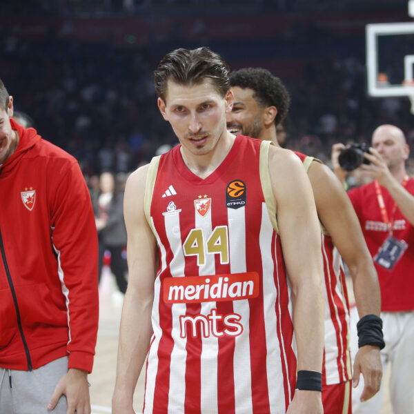 Crvena zvezda ostala bez napadača iz Brazila na kraju prelaznog roka – Crvena zvezda transfer Artur Maron