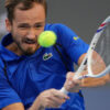 Danil Medvedev izborio plasman u polufinale turnira u Pekingu pobedom nad Serundolom