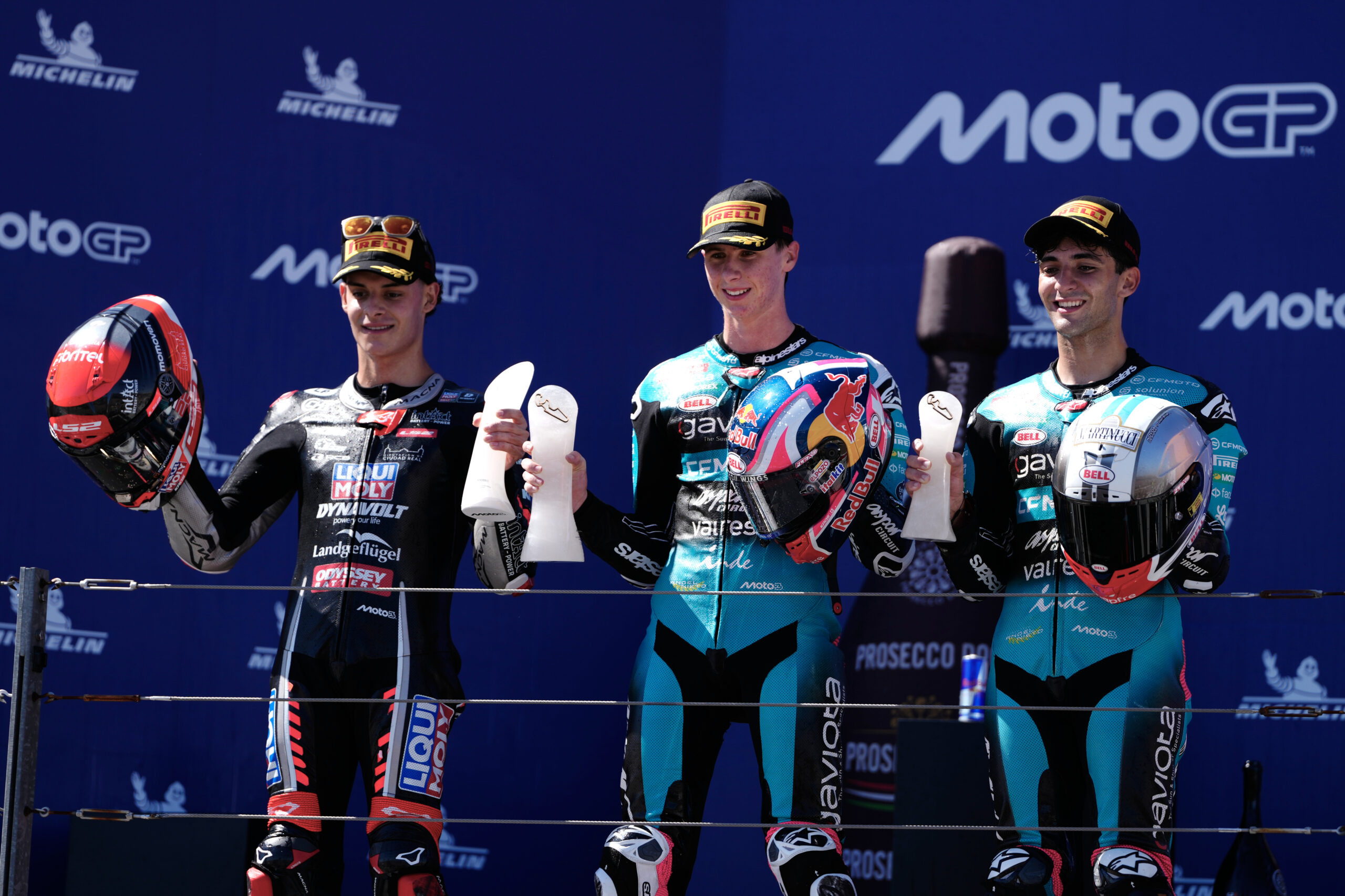 David Almansa pobedio u Moto3 trci za Veliku nagradu Japana, borba za titulu se nastavlja – David Almansa Moto3 Japan