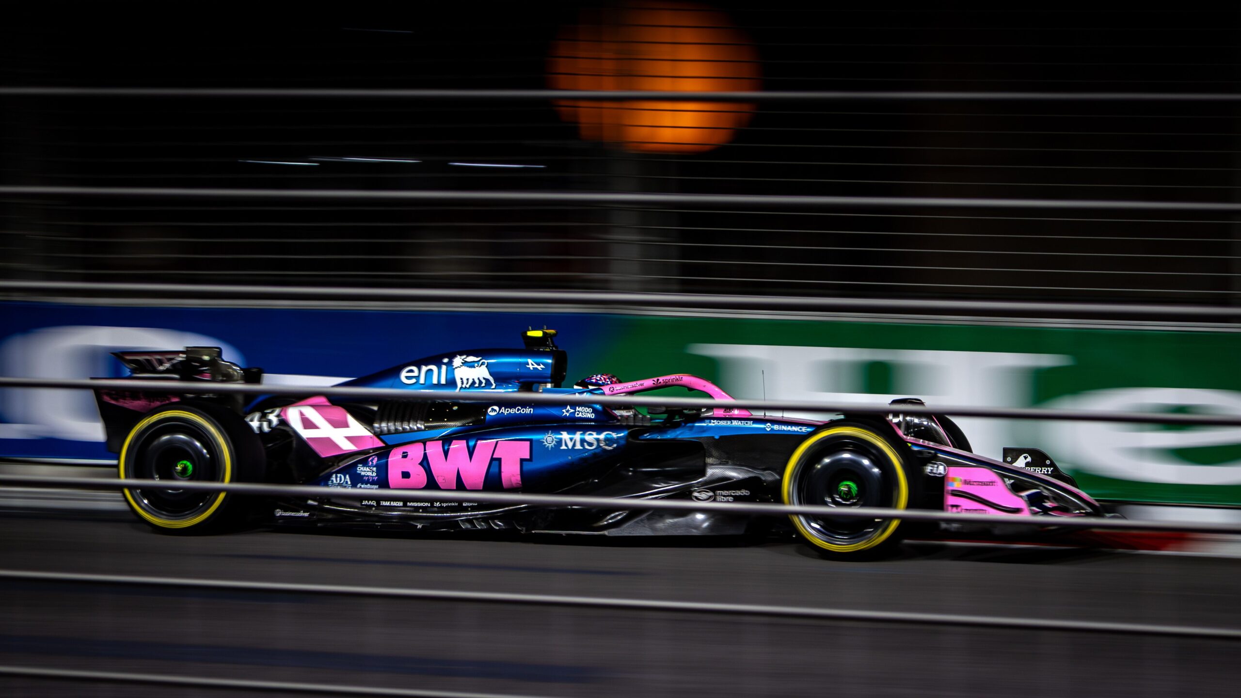 Audi F1 menja dekoraciju za trku u Singapuru i najavljuje posebnu libreu – Audi F1 Singapur dekoracija