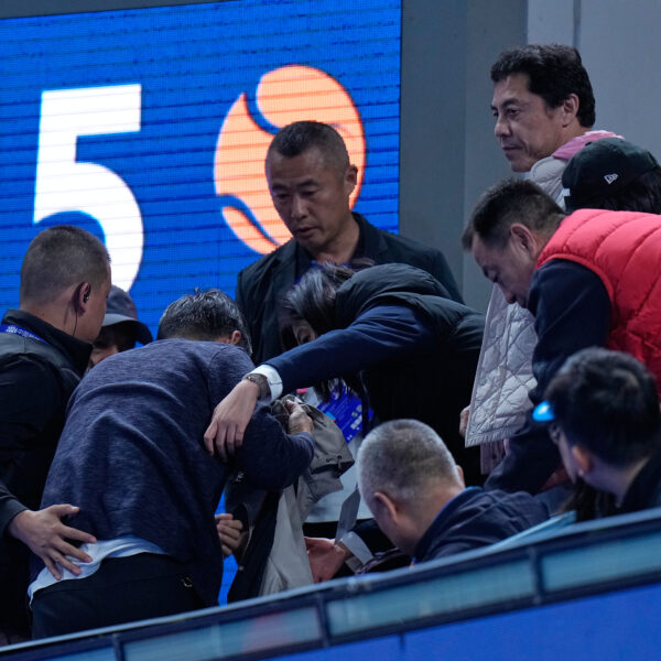 Danil Medvedev: Žao mi je zbog incidenta u Pekingu, želim da se iskupim navijaču – Danil Medvedev Peking incident
