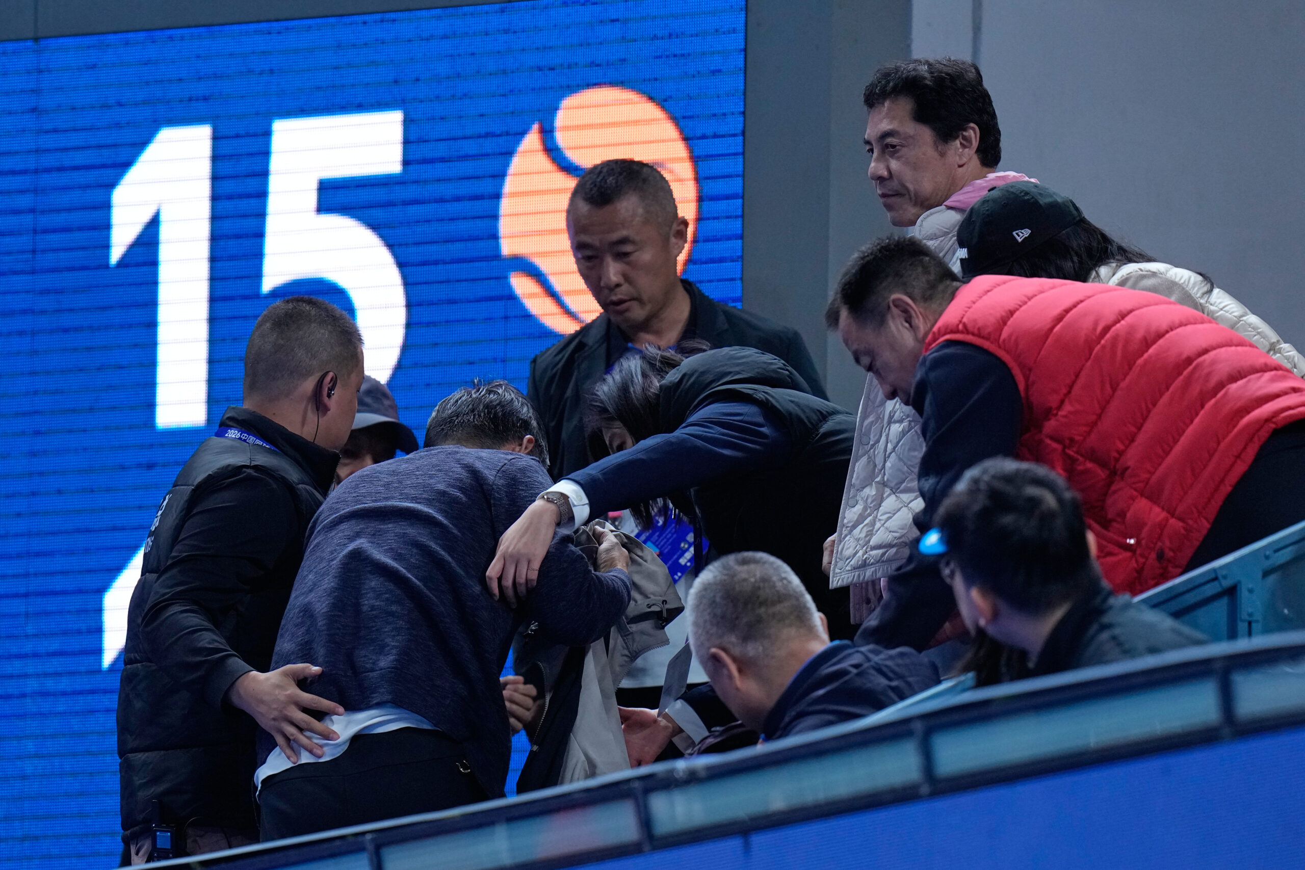 Danil Medvedev: Žao mi je zbog incidenta u Pekingu, želim da se iskupim navijaču – Danil Medvedev Peking incident