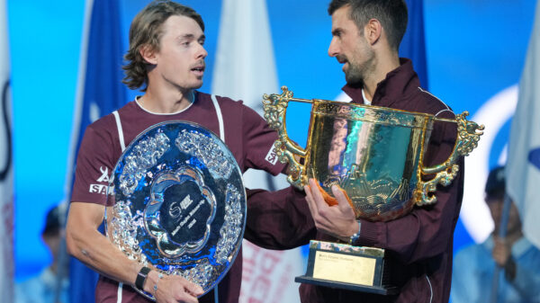 Novak Đoković poražen od Huberta Hurkača 2:0 u drugom kolu mastersa u Šangaju