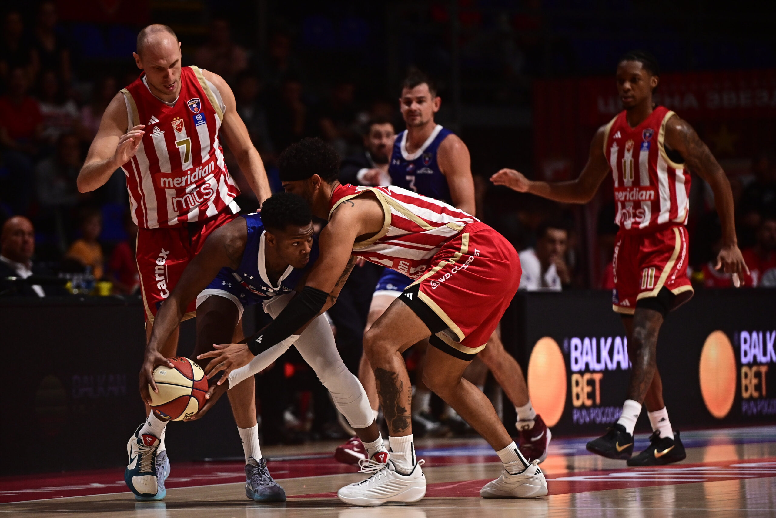 Crvena zvezda savladala Budućnost 101:91 u trećem kolu ABA lige u Beogradu – Crvena zvezda Budućnost ABA liga
