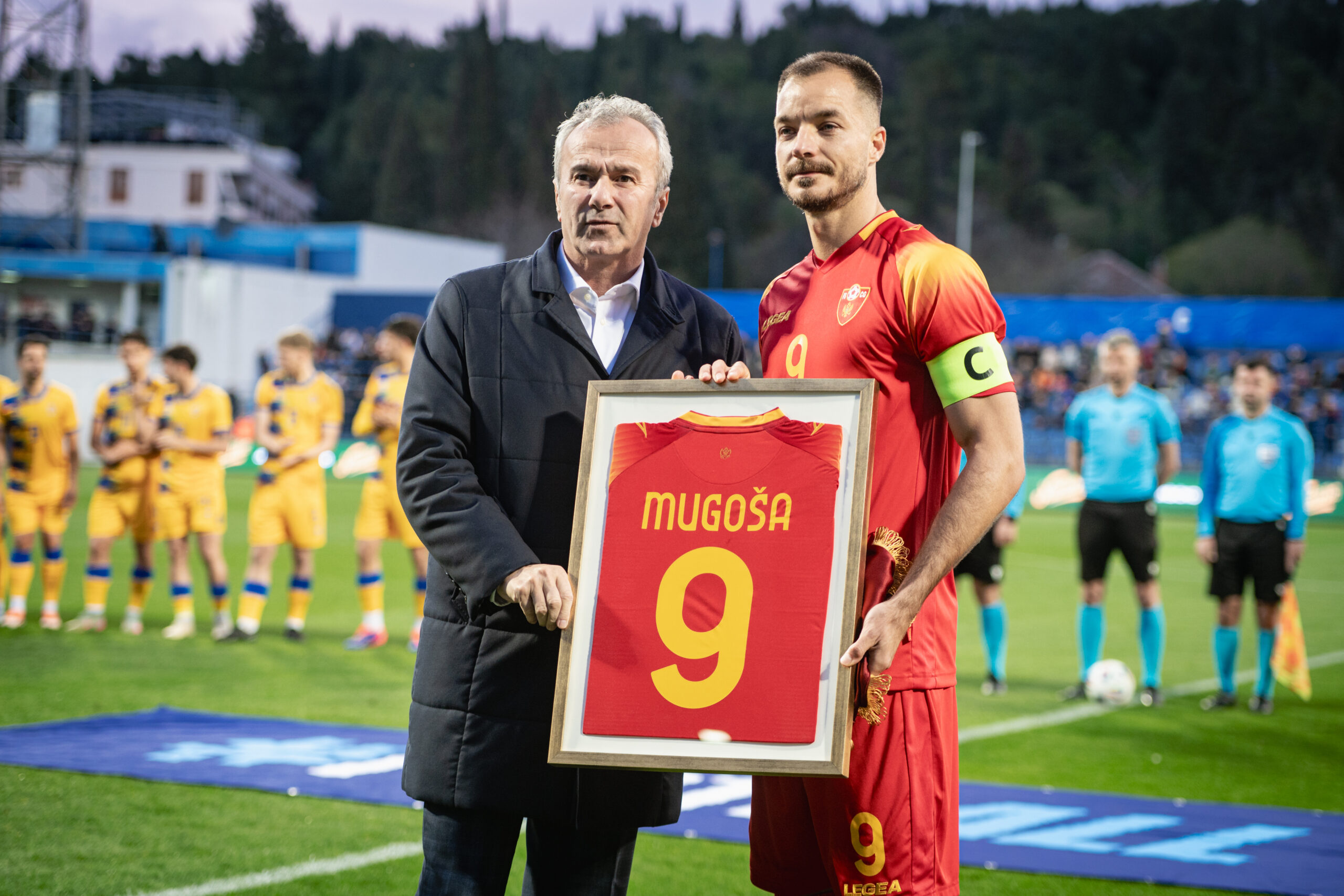 Dejan Savićević prisustvovao premijeri filma o Moci Vukotiću u Ulcinju – Dejan Savićević premijera film