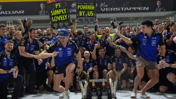 Maks Verstapen dominira Formulom 1 i najavljuje povratak u borbu za vrh – Maks Verstapen Singapur trka