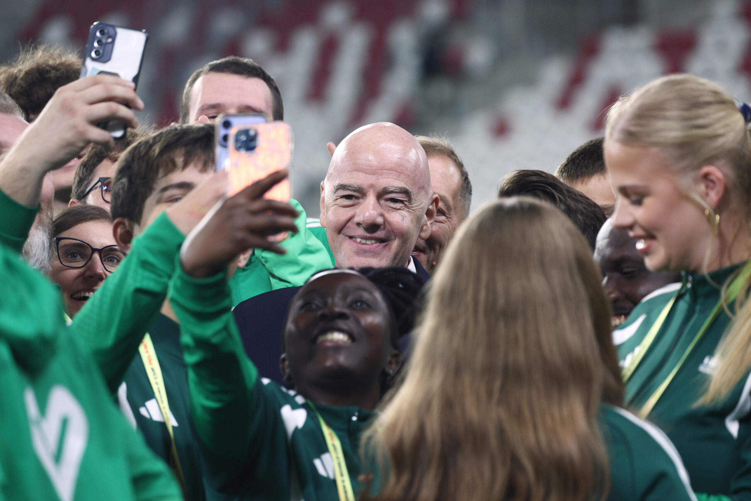 FIFA iznajmljuje kancelarije u Trump Toweru: Veza Đanija Infantina i Donalda Trampa – FIFA Trump Tower