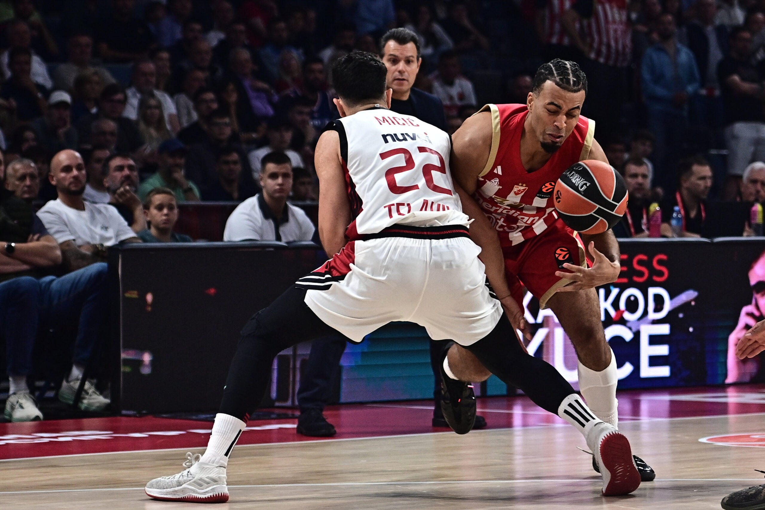 Hapoel pobedio Bešiktaš 100:82 u petom kolu Evrolige u Sofiji – Vasilije Micić Hapoel Bešiktaš Evroliga