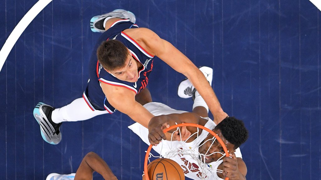 Bogdan Bogdanović predvodio Hjuston do pobede 116:89 nad Oklahomom u NBA predsezoni – napad u NBA predsezoni