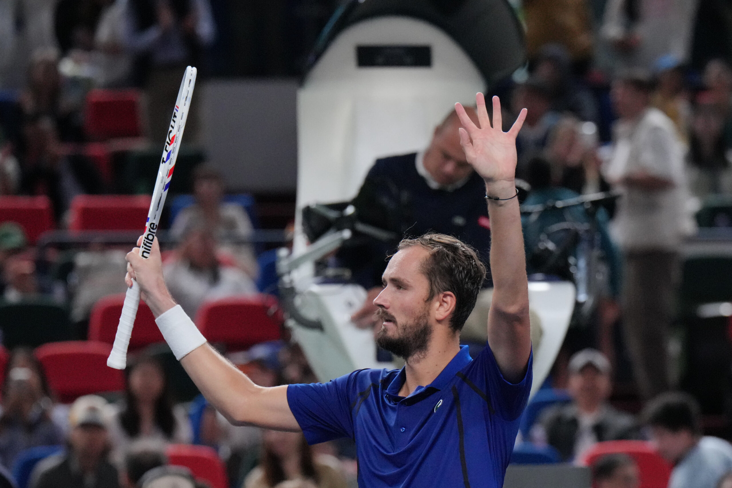 Danil Medvedev pobedio Tomija Pola 2:1 za plasman u polufinale mastersa u Šangaju