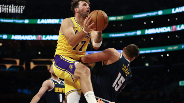 Los Anđeles Lejkers poraženi od Denver Nagetsa 106:121 na kraju NBA predsezone – Los Anđeles Lejkers Denver Nagetsi NBA