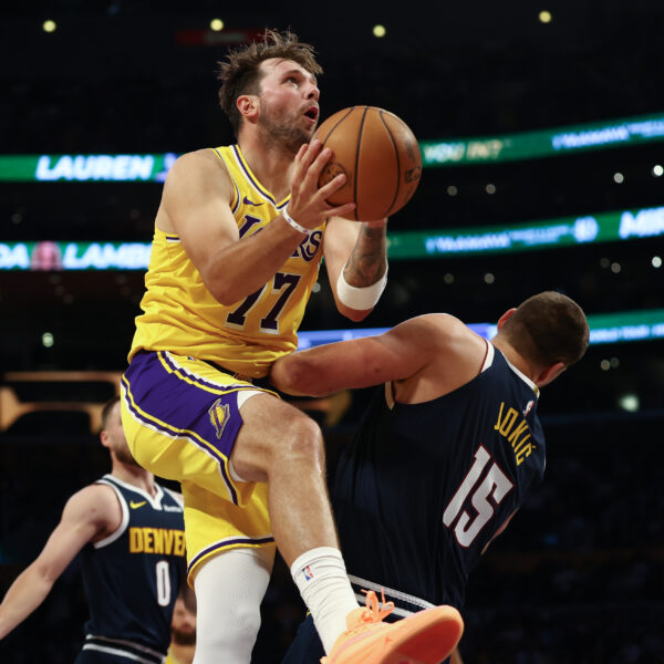 Los Anđeles Lejkers poraženi od Denver Nagetsa 106:121 na kraju NBA predsezone – Los Anđeles Lejkers Denver Nagetsi NBA
