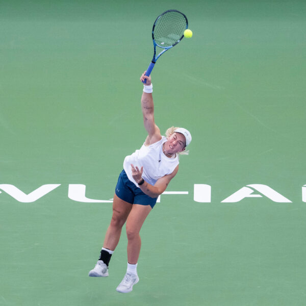 Sonej Kartal pobedila Jelenu Ostapenko i plasirala se u finale WTA turnira u Vuhanu