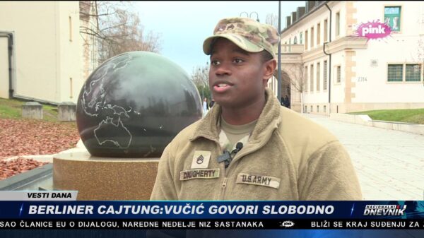 Vojnik teško povređen tokom ceremonije na utakmici UTSA i Nejvi u Alamodomu – incident Alamodom