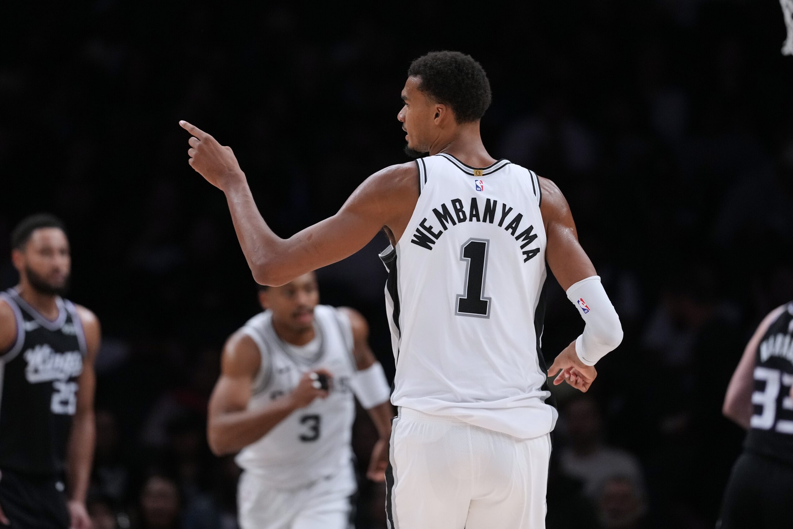 NBA Zapad 2026/27: San Antonio Sparsi i Oklahoma Siti Tander u fokusu borbe za finale