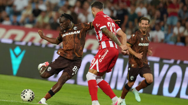 Rade Krunić obeležava 100. nastup za Crvenu zvezdu u Ligi konferencije – Rade Krunić Crvena zvezda jubilej