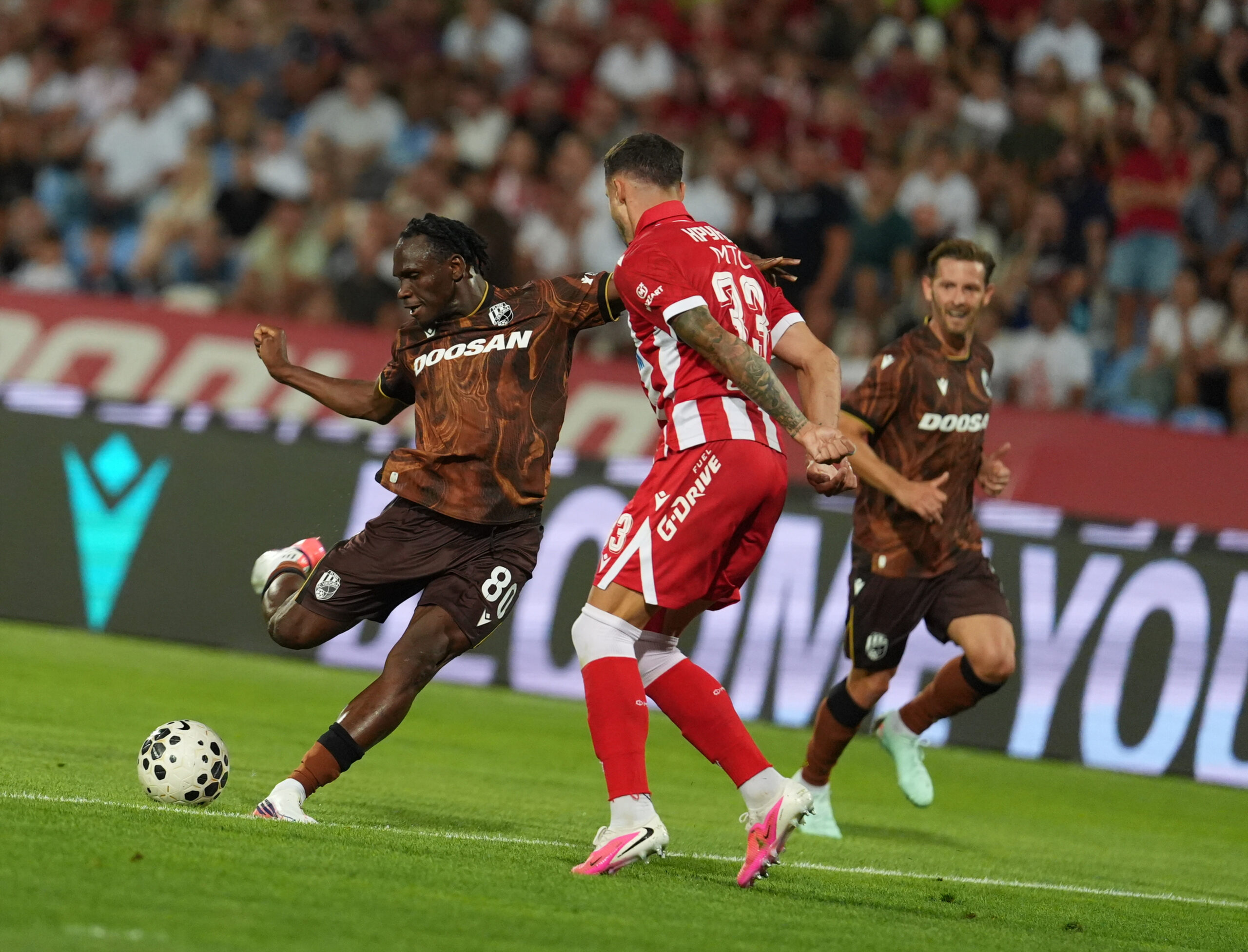 Rade Krunić obeležava 100. nastup za Crvenu zvezdu u Ligi konferencije – Rade Krunić Crvena zvezda jubilej