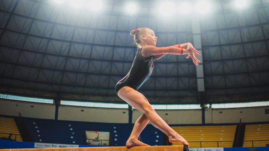 Kina osvojila svetsko zlato u ekipnoj gimnastici posle 20 godina i obezbedila plasman na Olimpijske igre u Los Anđelesu 2028 – Kina svetsko prvenstvo gimnastika