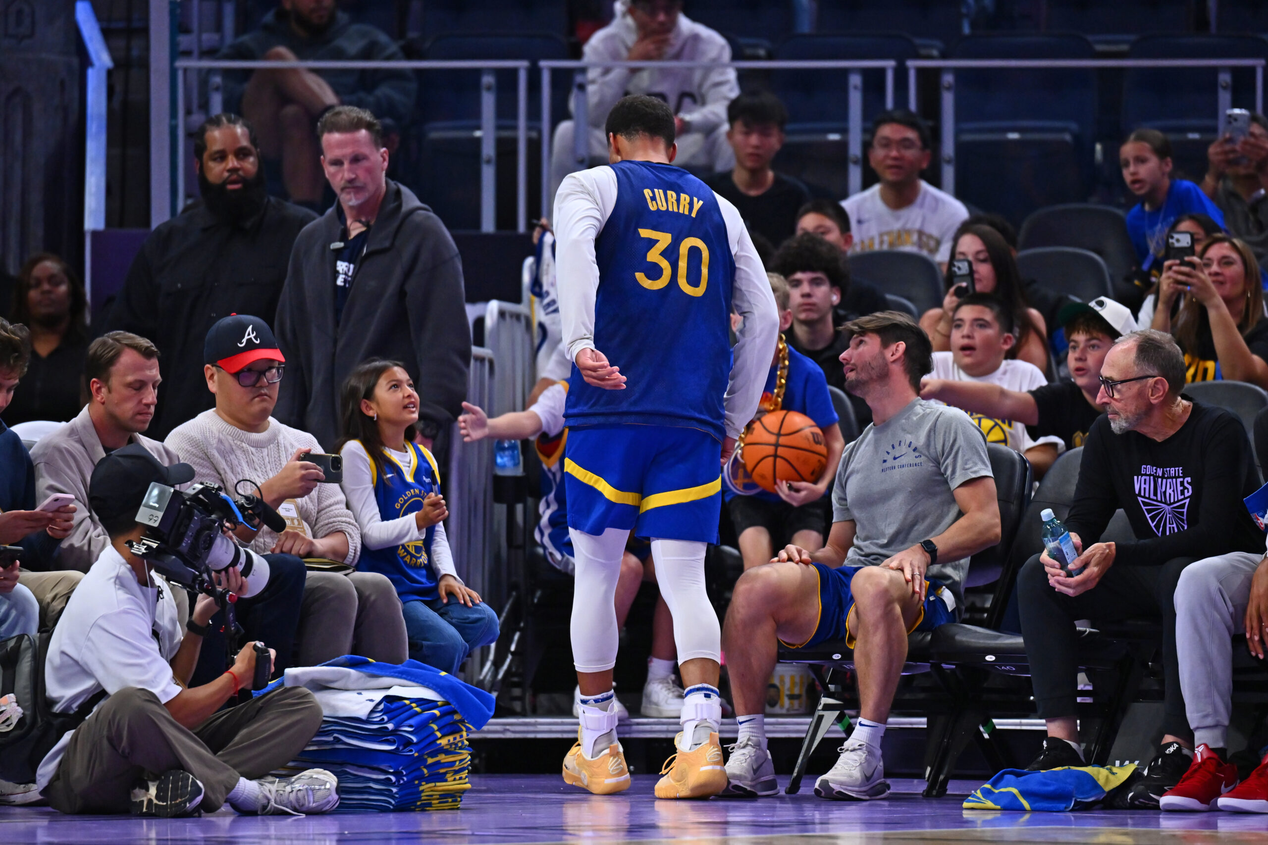 Kristaps Porzingis razmatra povlačenje zbog zdravstvenih problema, Golden State Warriors planiraju transfer – Kristaps Porzingis Golden State Warriors NBA