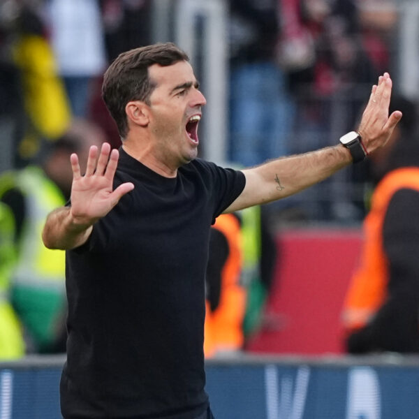 Carles Martínez Novell vraća Bajer Leverkuzen na put nepobedivosti u svim takmičenjima – Carles Martínez Novell Bajer Leverkuzen