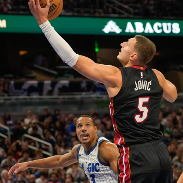 Nikola Jović postigao 4 poena u porazu Majamija od Minesote 131:106 na startu NBA sezone – Nikola Jović Majami Hit NBA
