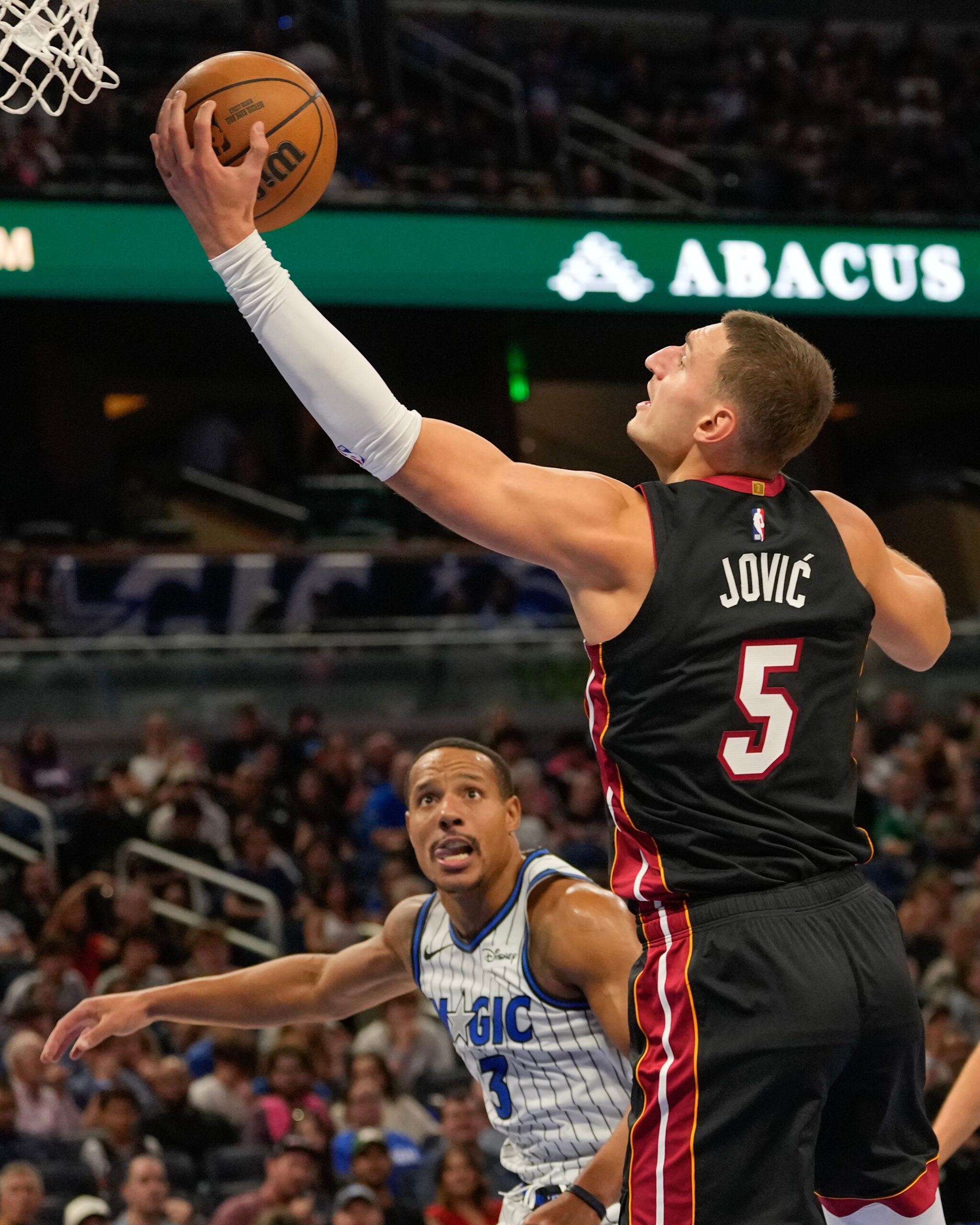 Nikola Jović postigao 4 poena u porazu Majamija od Minesote 131:106 na startu NBA sezone – Nikola Jović Majami Hit NBA