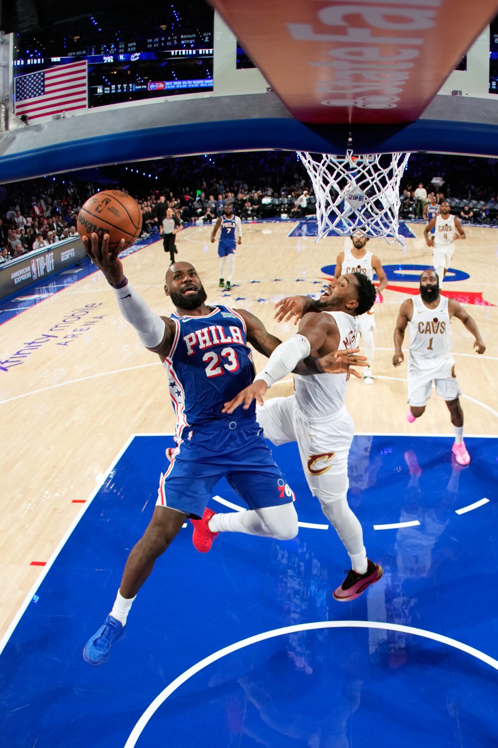 LeBron Džejms odgovorio Trampu na kritike zbog ponašanja tokom himne – LeBron Džejms NBA himna