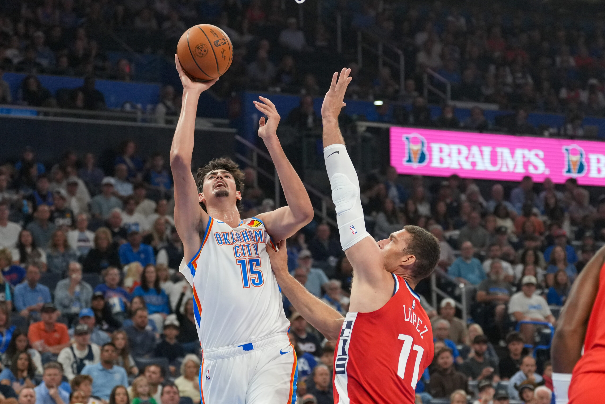 Aday Mara predvodio Oklahoma Siti do pobede nad Los Anđeles Klipersima 108:101 u NBA derbiju – Aday Mara NBA derbi