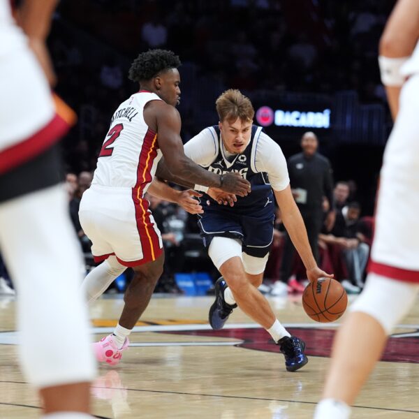 Dallas Mavericks pobedili Miami Heat 113:109 u NBA, Cooper Flagg predvodio tim – Cooper Flagg Dallas Mavericks