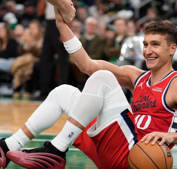 Bogdan Bogdanović briljirao u pobedi Hjustona protiv Milvokija 132:100 (VIDEO) – Bogdan Bogdanović NBA