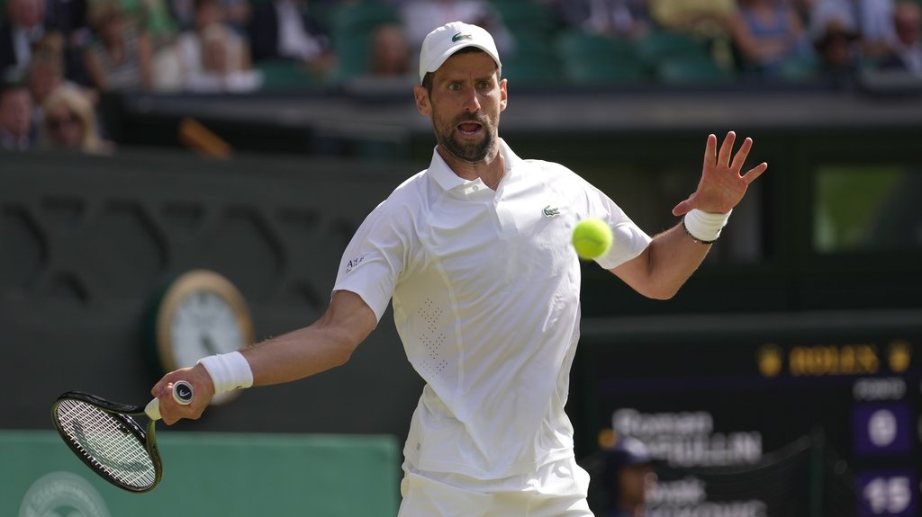 Novak Đoković poražen od Štrufa 6:7, 7:5, 7:6 u osmini finala ATP Bazel – poraz nakon preokreta