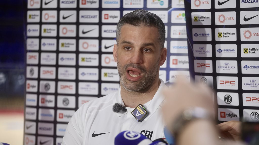 Olimpijakos pobedio Bešiktaš 81:73 u osmom kolu Evrolige – Saša Vezenkov Olimpijakos