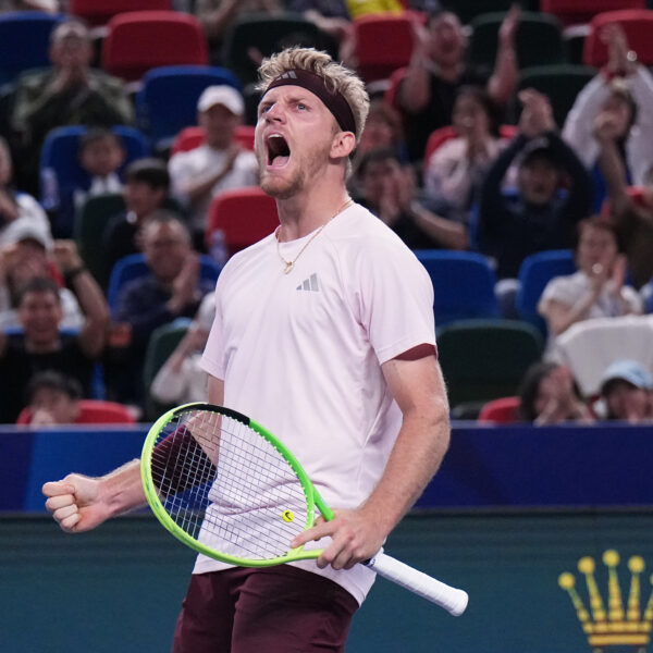 Aleksandar Zverev dominantno savladao Artura Ferija 6:0, 6:2 za plasman u polufinale ATP turnira u Beču