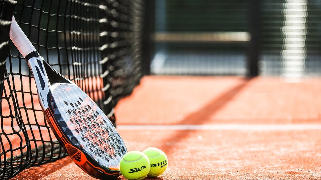 Kamilo Ugo Karabelji napustio meč u Gvajakilu zbog stanja podloge – Kamilo Ugo Karabelji tenis